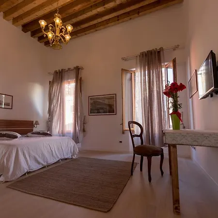Maria 3536 Bed & Breakfast Venice