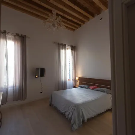 Bed & Breakfast Maria 3536 Venice